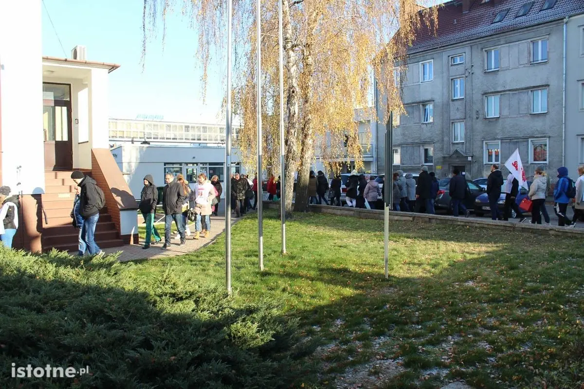 Pikieta przed firmą Gerresheimer w Bolesławcu