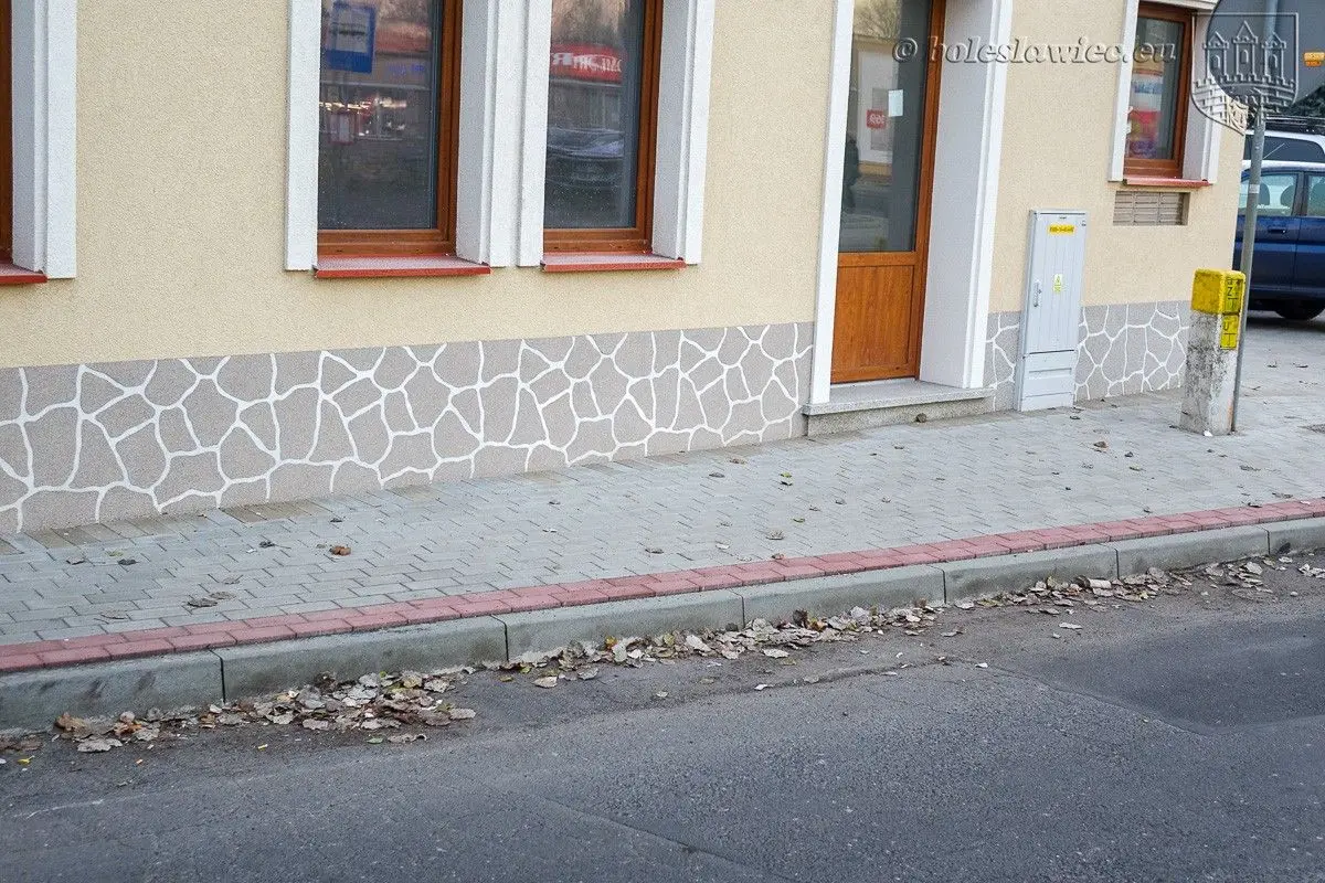 Nowy chodnik na Mazowieckiej