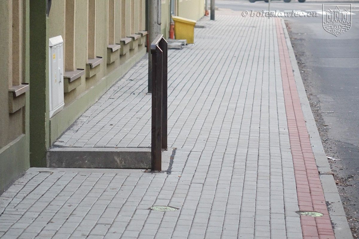 Nowy chodnik na Mazowieckiej