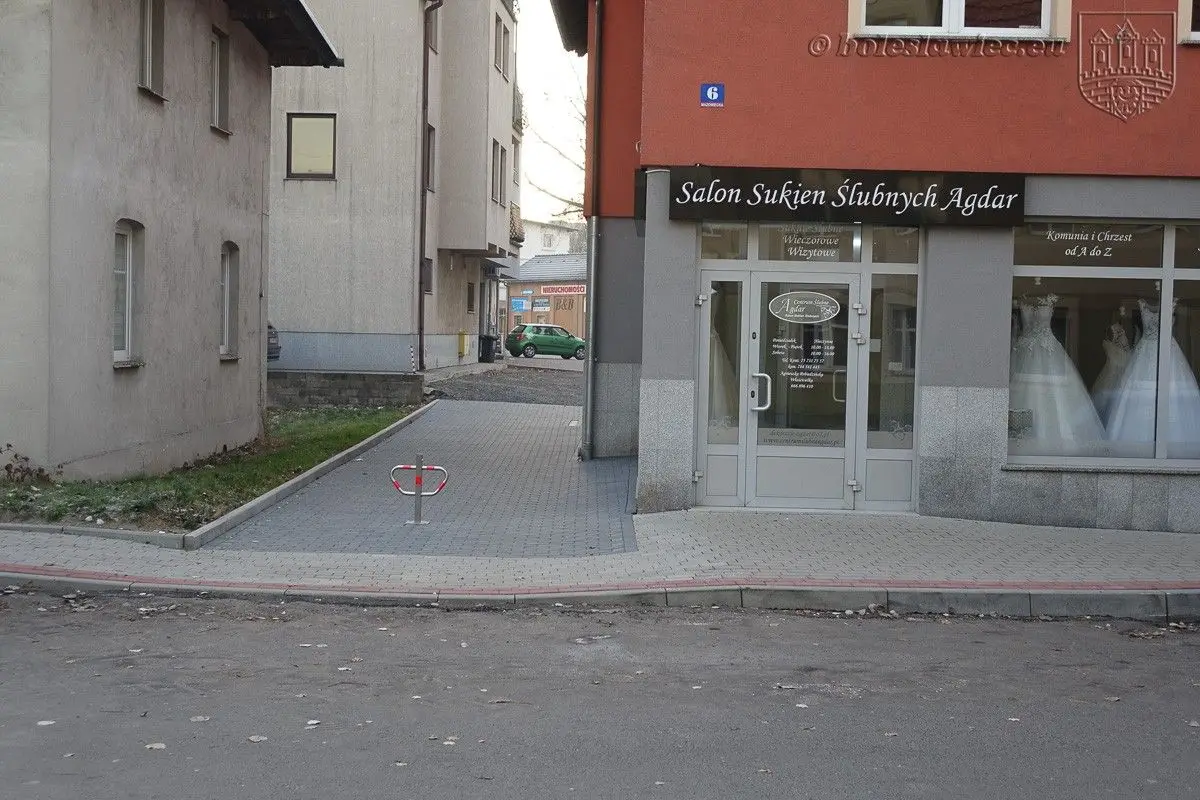Nowy chodnik na Mazowieckiej