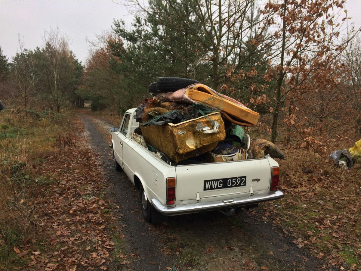 Wielkie sprzątanie Kolonii Staszica