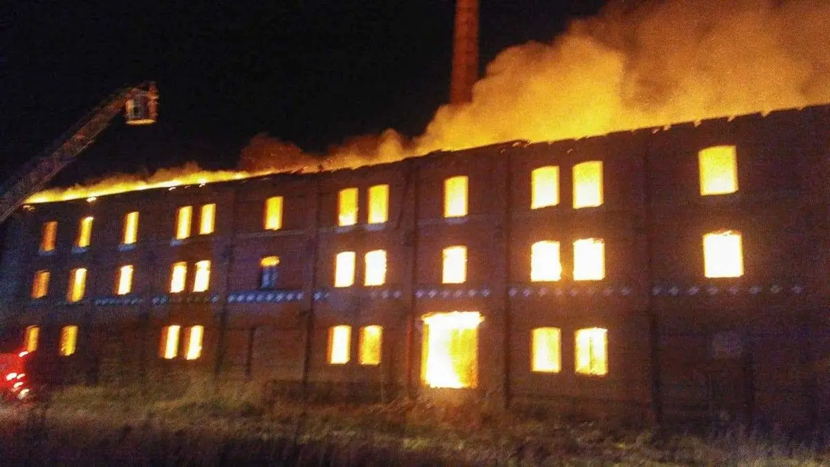 Pożar byłej klinkierni w Nowogrodźcu