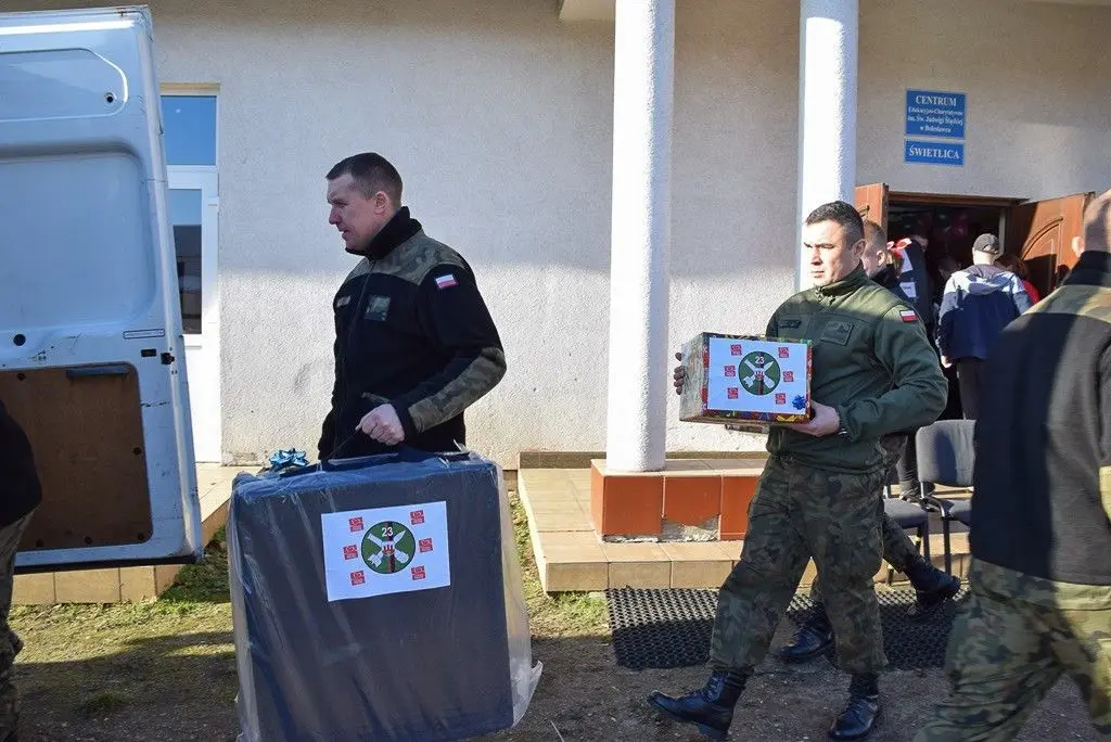 „Szlachetna paczka” od żołnierzy 23 Śląskiego Pułku Artylerii