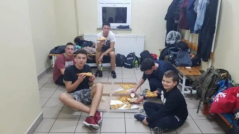 Całą noc pisali listy w obronie krzywdzonych ludzi na świecie
