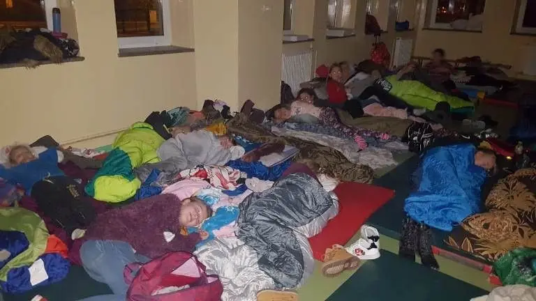Całą noc pisali listy w obronie krzywdzonych ludzi na świecie