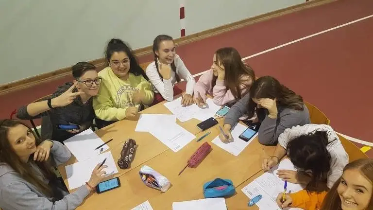 Całą noc pisali listy w obronie krzywdzonych ludzi na świecie