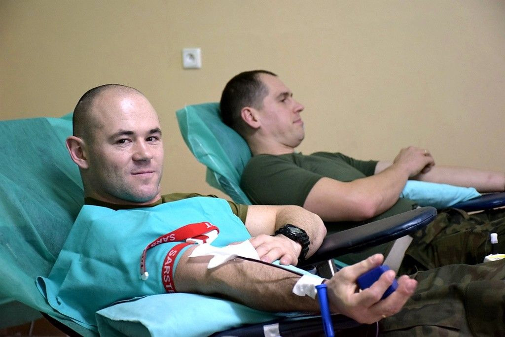 Bolesławieccy artylerzyści oddali krew dla 7-letniego Aleksa