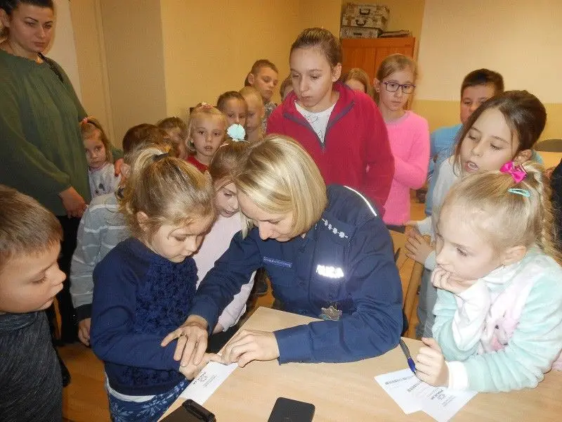 Children from Iwiny Take Over the Bolesławiec Police Headquarters