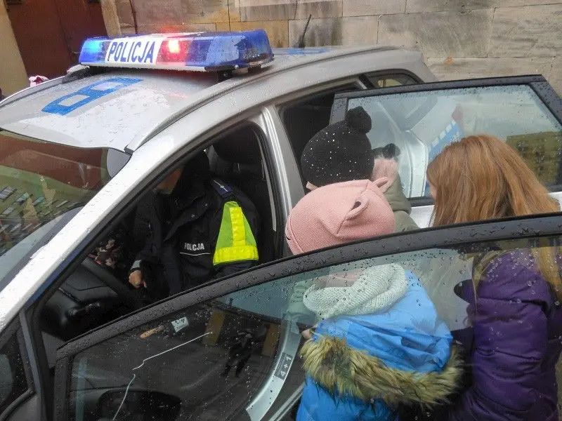 Children from Iwiny Take Over the Bolesławiec Police Headquarters