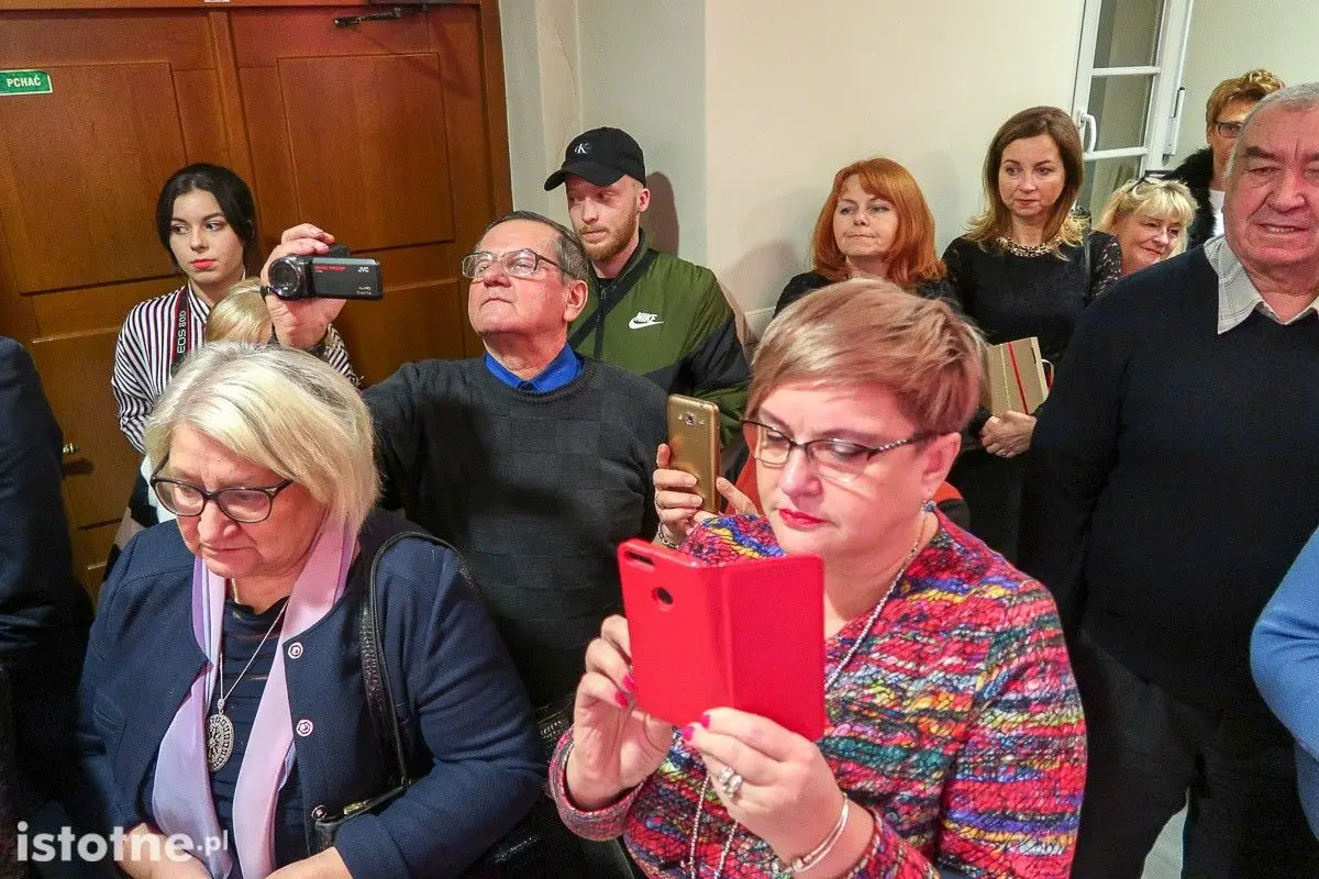 Tablicę poświęconą Dariuszowi Kwaśniewskiemu odsłonięto w Teatrze Starym