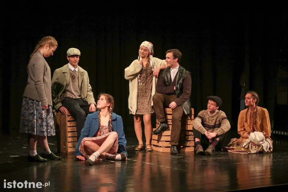 Tablicę poświęconą Dariuszowi Kwaśniewskiemu odsłonięto w Teatrze Starym