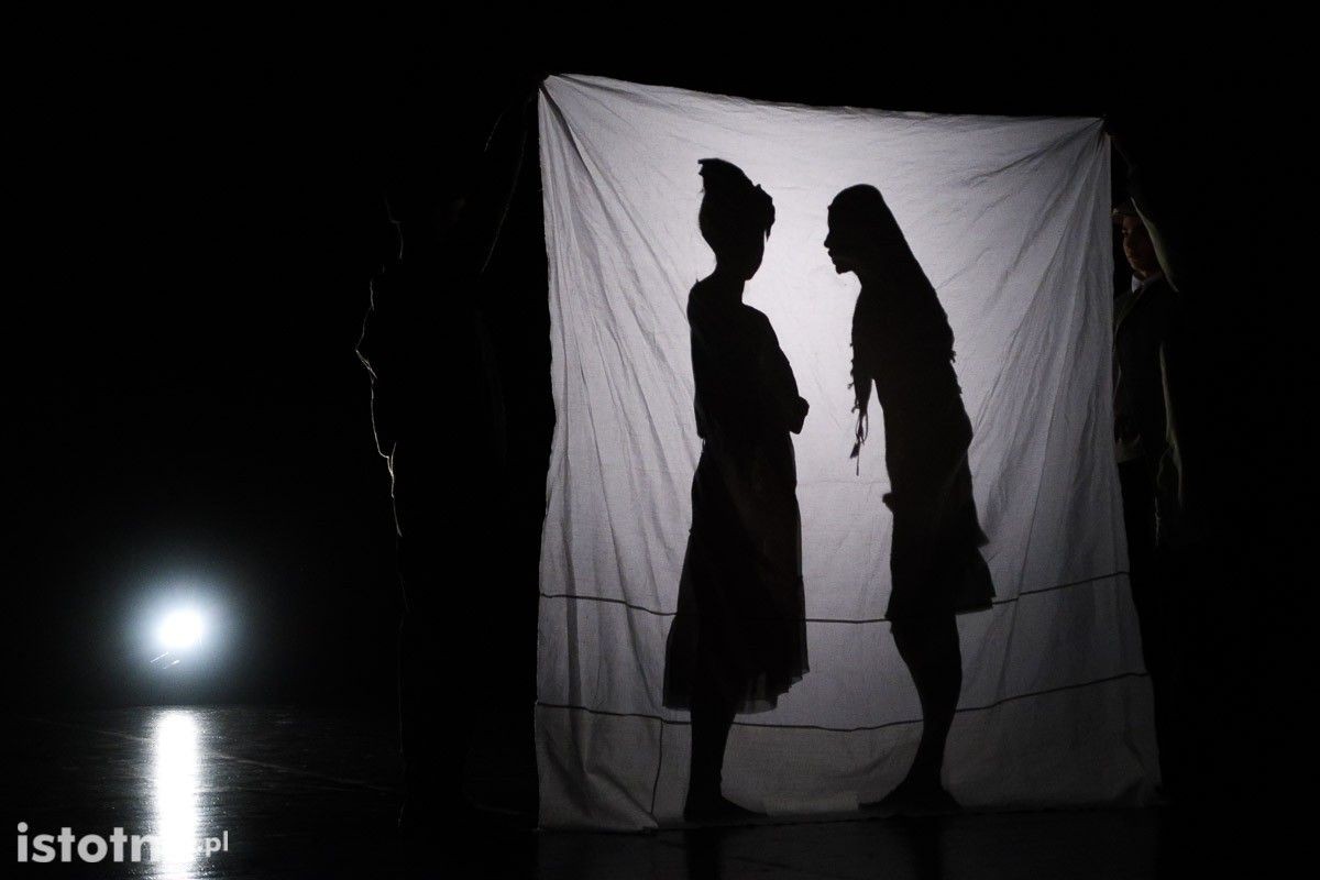 Tablicę poświęconą Dariuszowi Kwaśniewskiemu odsłonięto w Teatrze Starym