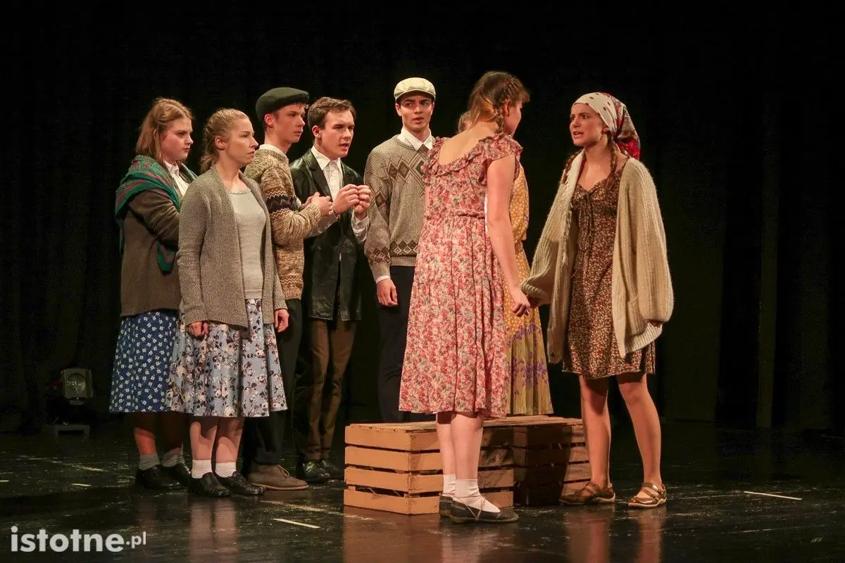 Tablicę poświęconą Dariuszowi Kwaśniewskiemu odsłonięto w Teatrze Starym