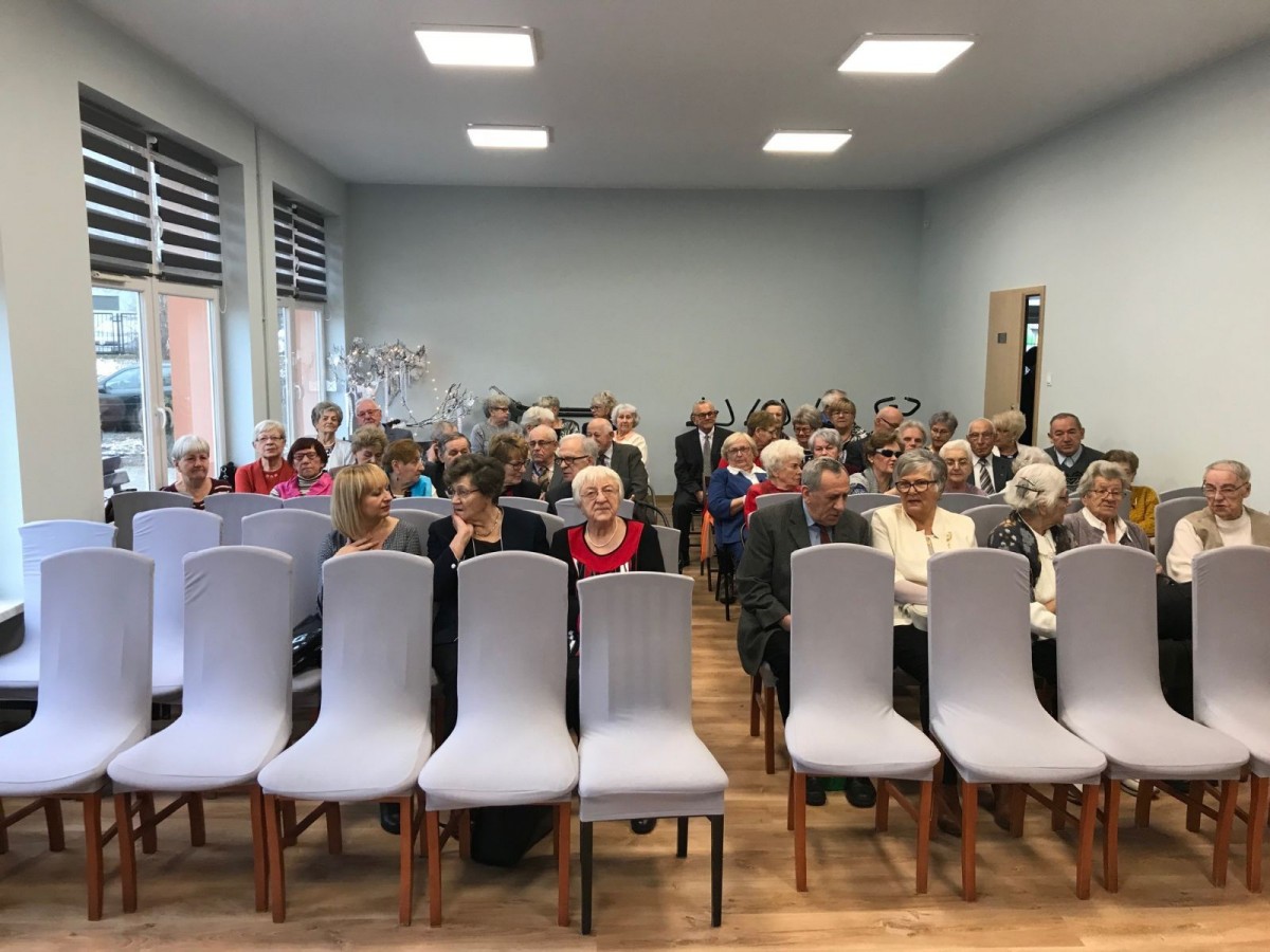 Dzienny Dom „Senior+”: siedziba seniorów odnowiona!