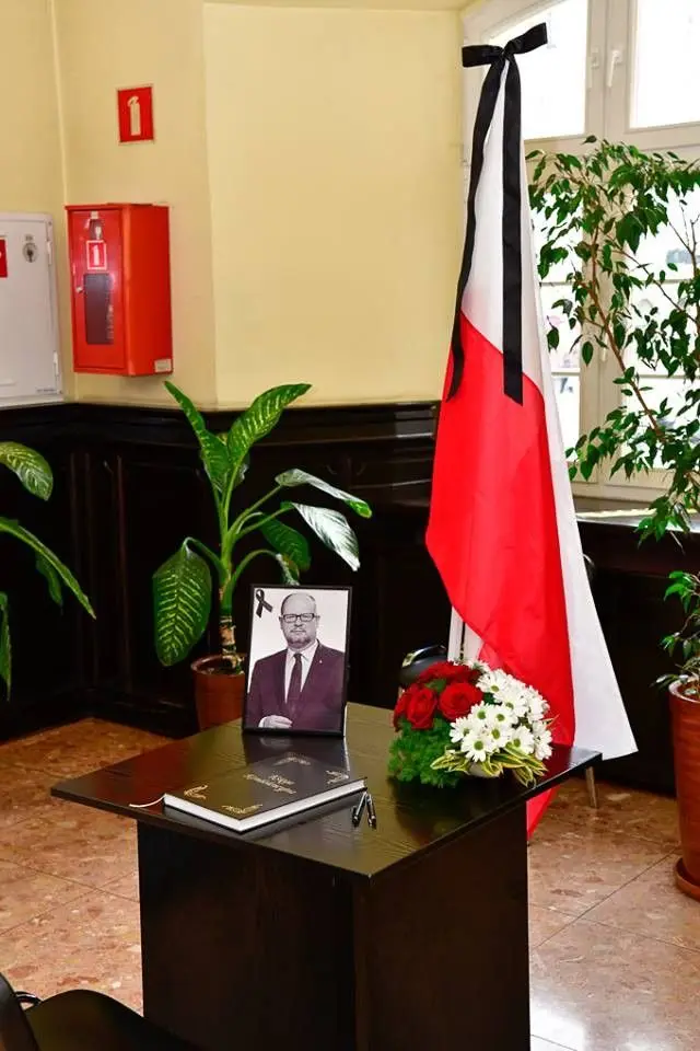 Możesz pożegnać śp. Pawła Adamowicza, wpisując się do księgi