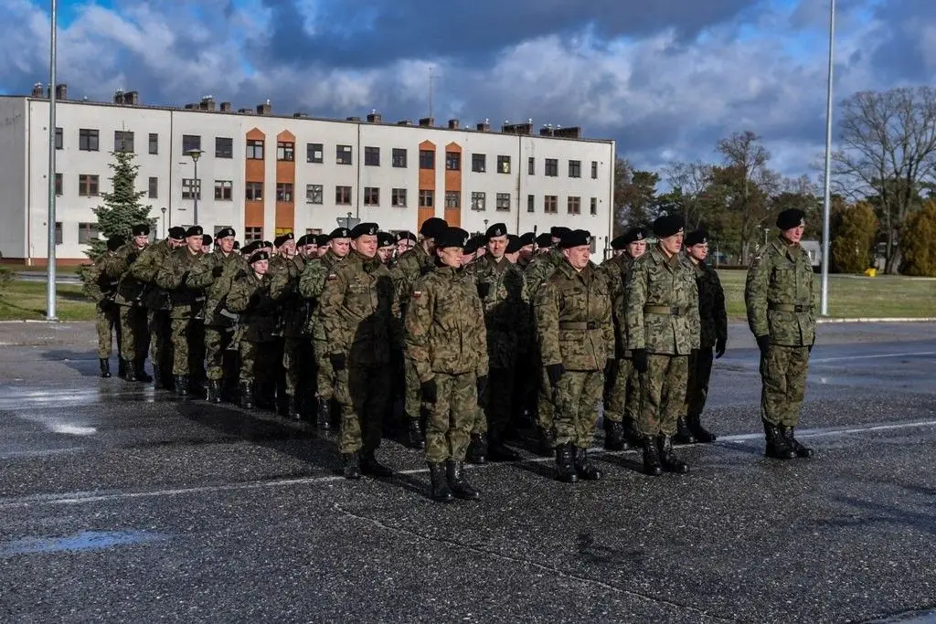 Niezapomniany dzień dla elewów. Wręczono im broń