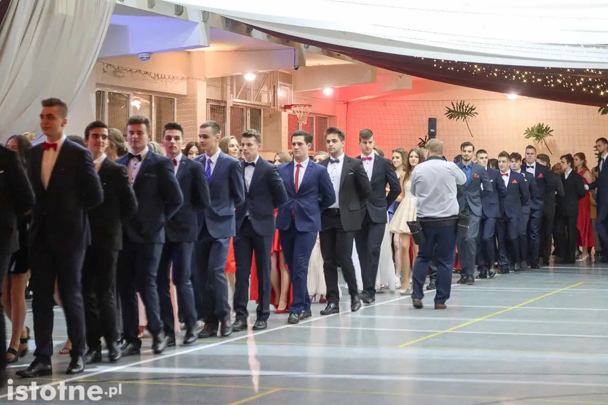 Studniówka w I LO w Bolesławcu