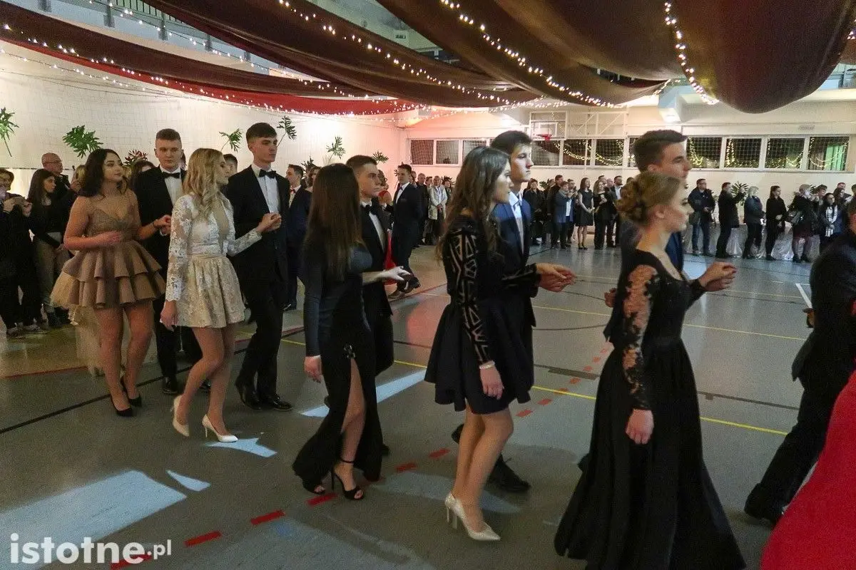 Studniówka w I LO w Bolesławcu
