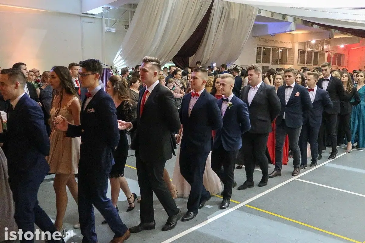 Studniówka w I LO w Bolesławcu