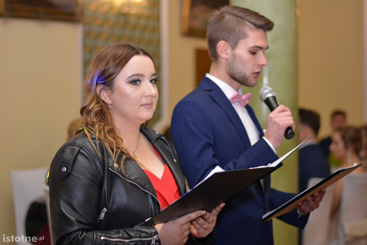 Zobacz, jak bawili się na studniówce uczniowie ZSOiZ