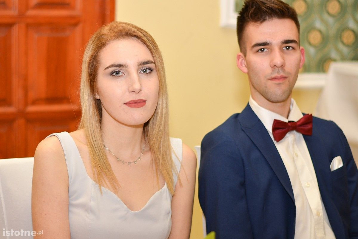 Zobacz, jak bawili się na studniówce uczniowie ZSOiZ