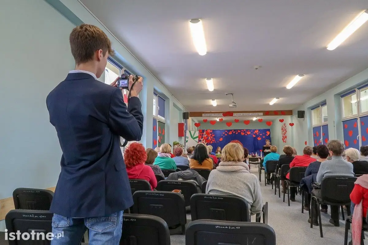 Spotkanie ze specjalistą dla słuchaczy Uniwersytetu Trzeciego Wieku