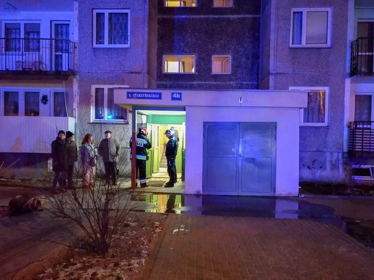 Akcja strażaków przy ul. Starzyńskiego