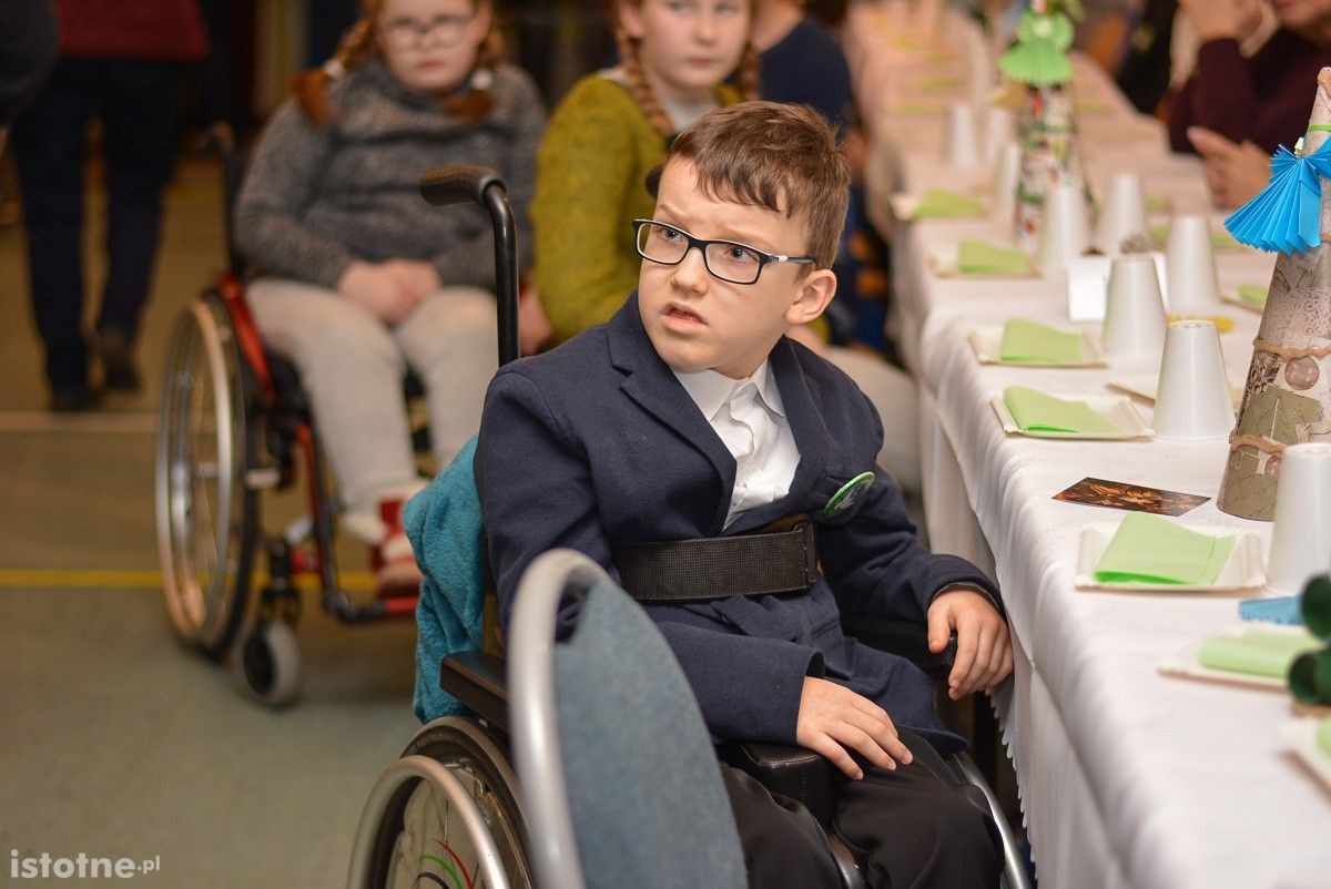 Około 900 osób na spotkaniu opłatkowym osób niepełnosprawnych