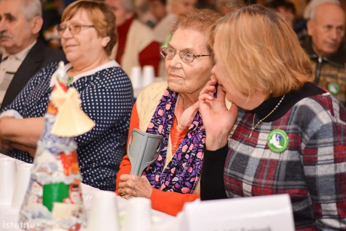 Około 900 osób na spotkaniu opłatkowym osób niepełnosprawnych