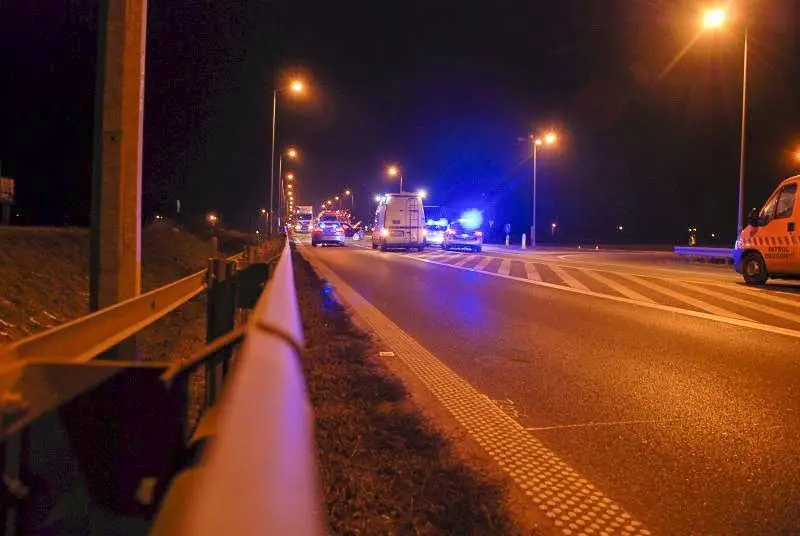 Wypadek na drodze 94. 19-latek stracił prawo jazdy, odpowie przed sądem