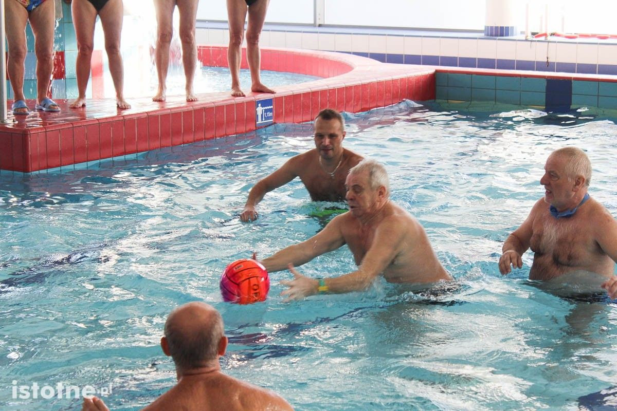 Seniorzy w świetnej formie! Trwa Uniwersjada Wodna