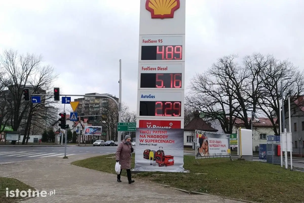 Ceny na stacjach paliw w Bolesławcu. 15 lutego 2019 roku