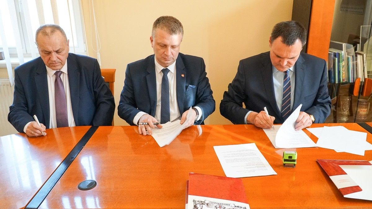 Jest porozumienie – będą remonty w Gminie Nowogrodziec