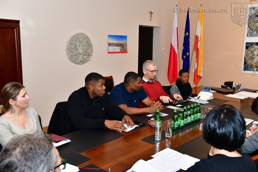 Żołnierze nowej zmiany US Army z wizytą w Ratuszu