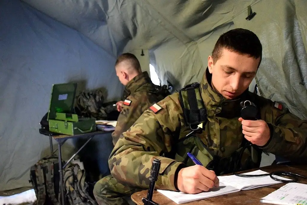 Bolesławieccy artylerzyści strzelają na toruńskim poligonie