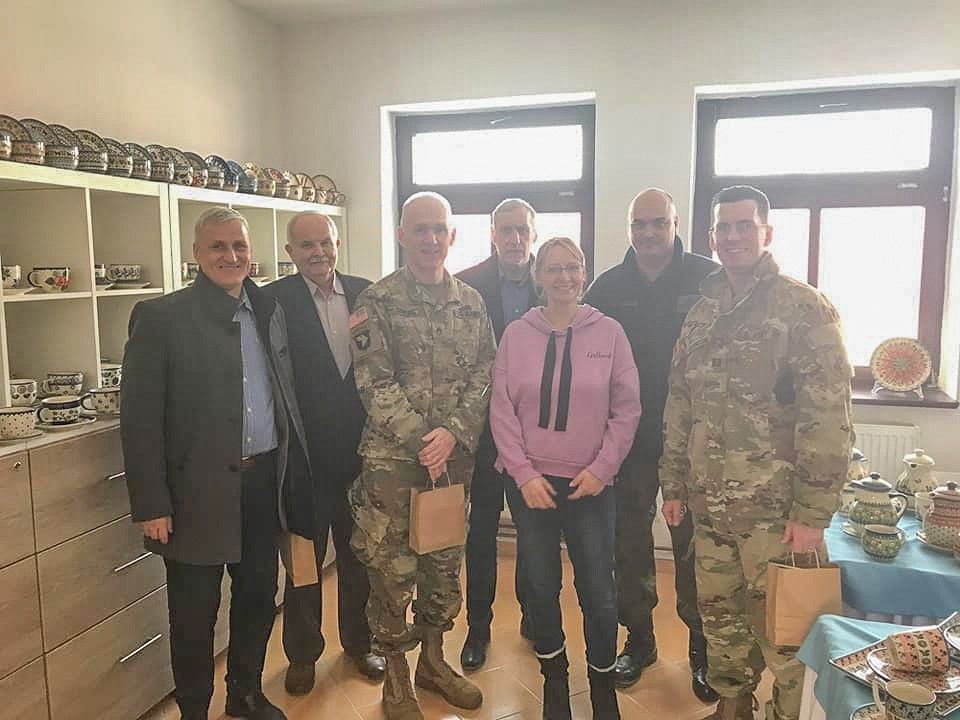 Żołnierze US Army w Urzędzie Gminy Osiecznica