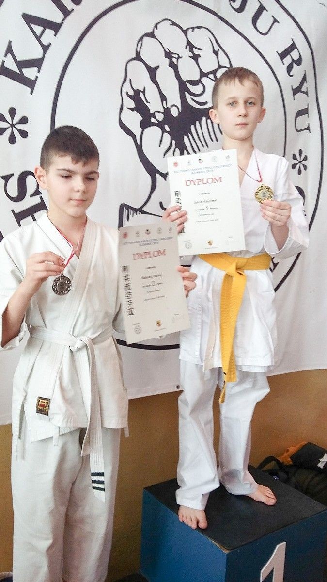 Grad medali bolesławieckich karateków w Ścinawie