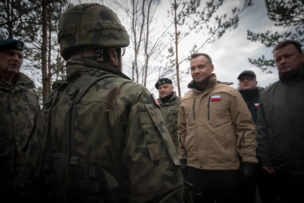 Prezydent Andrzej Duda wśród świętoszowskich pancerniaków