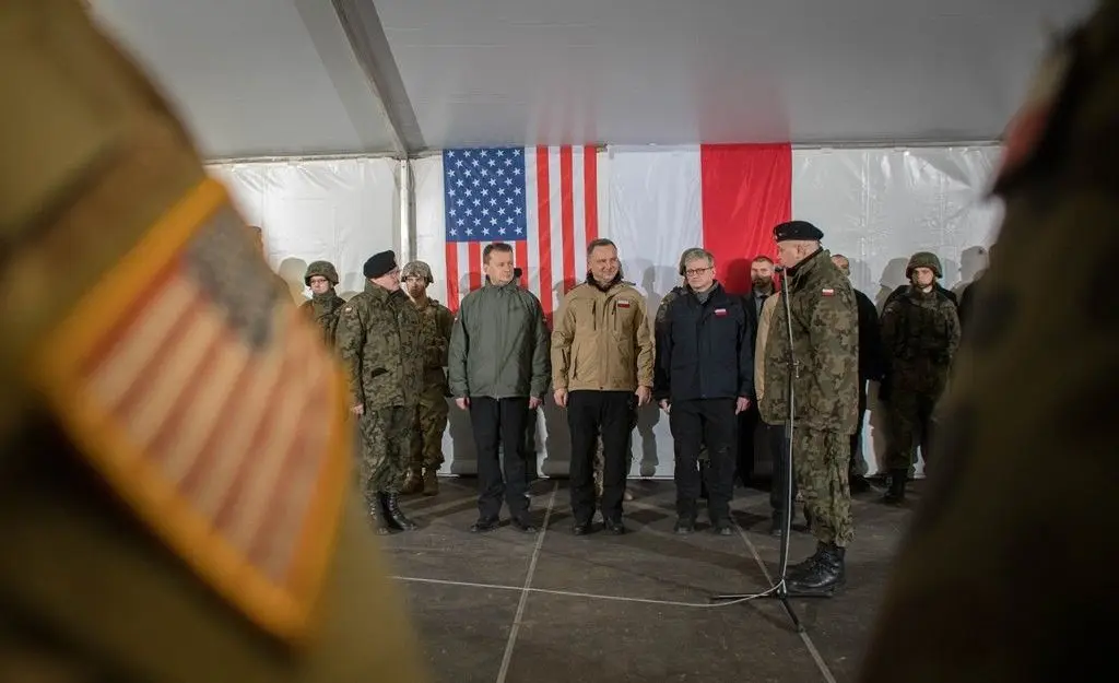 Prezydent Andrzej Duda wśród świętoszowskich pancerniaków