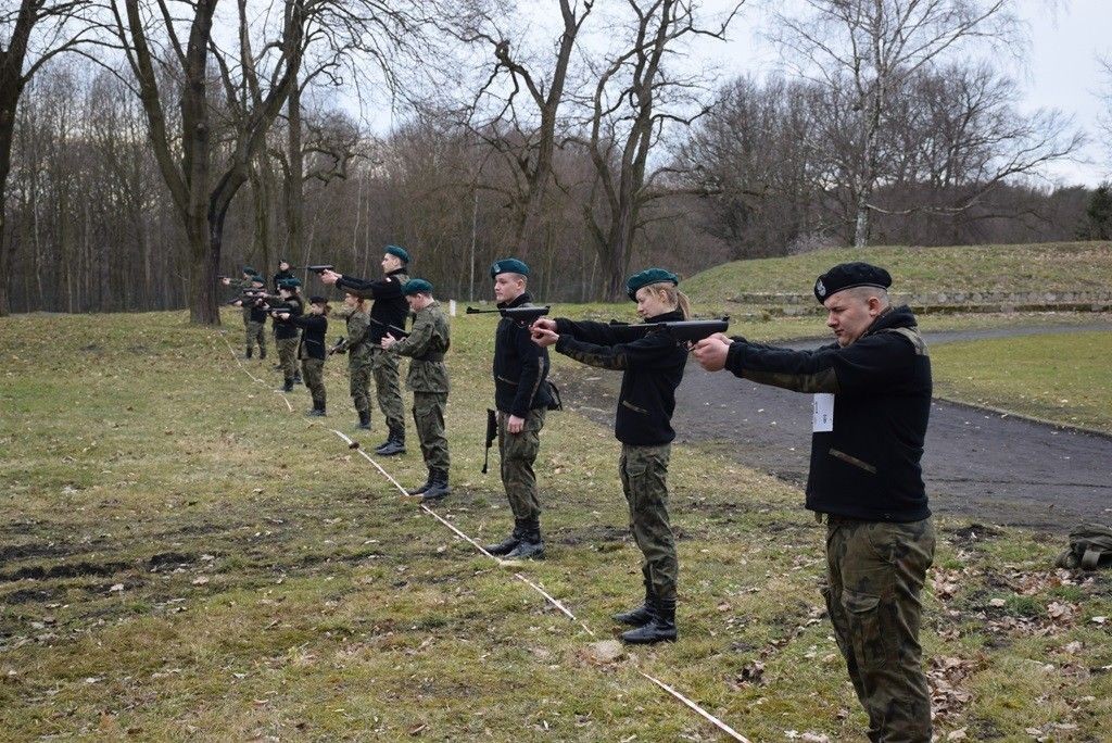 Bieg i manewry z okazji Dnia Żołnierzy Wyklętych