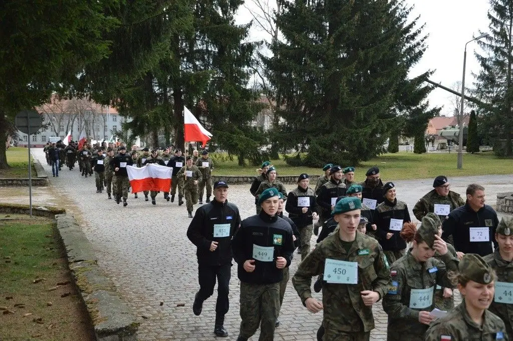 Bieg i manewry z okazji Dnia Żołnierzy Wyklętych