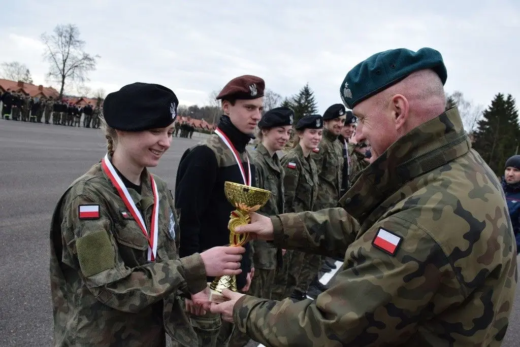 Bieg i manewry z okazji Dnia Żołnierzy Wyklętych