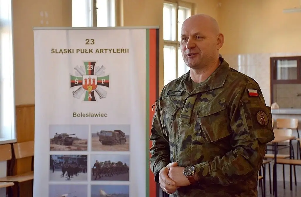 Piękniejsza strona wojska