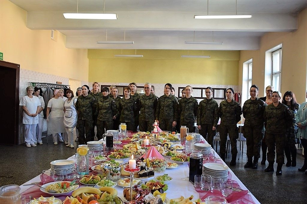 Piękniejsza strona wojska