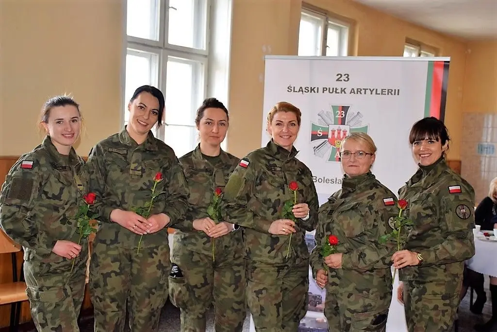 Piękniejsza strona wojska