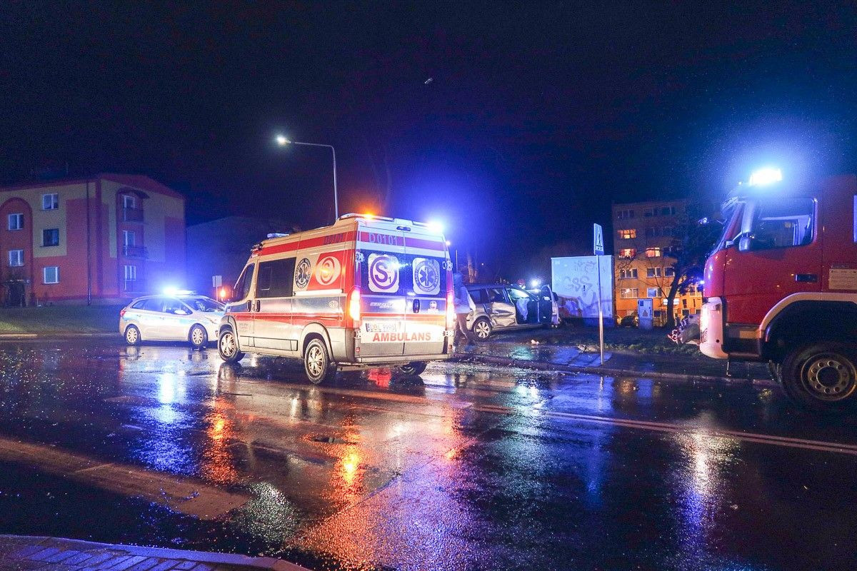 Zderzenie dwóch aut na Podgórnej