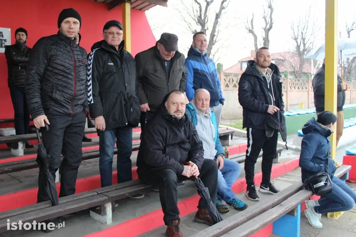 W niedzielnym meczu bolesławianie przegrali z Orkanem Szczedrzykowice 0:2.