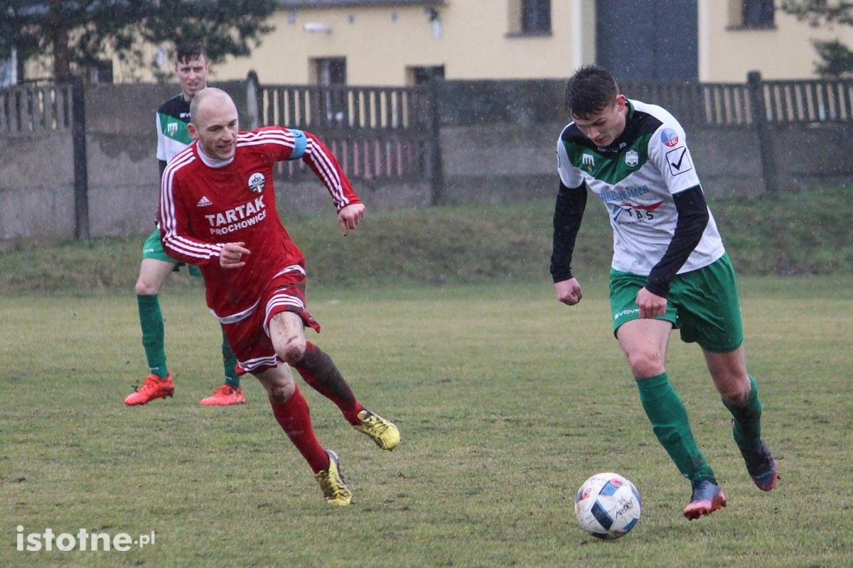 W niedzielnym meczu bolesławianie przegrali z Orkanem Szczedrzykowice 0:2.