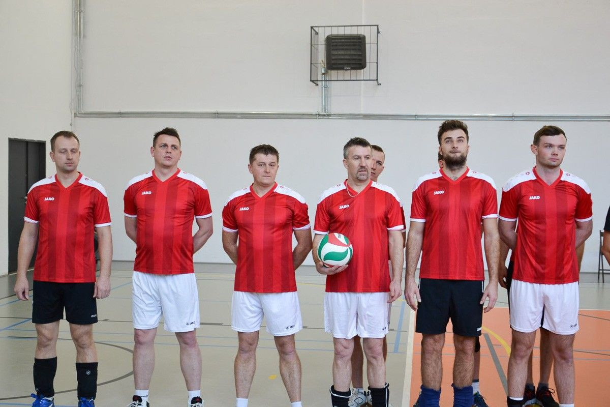 Strażackie rozgrywki siatkarskie: bolesławieccy mundurowi w półfinale