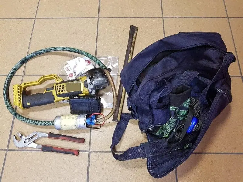 Włamywacze na A4. Chcieli okraść auto po wypadku. Wpadli na gorącym uczynku